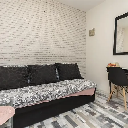Lola Apartment Omis